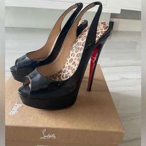 Christian Louboutin lady peeps link 150 patent